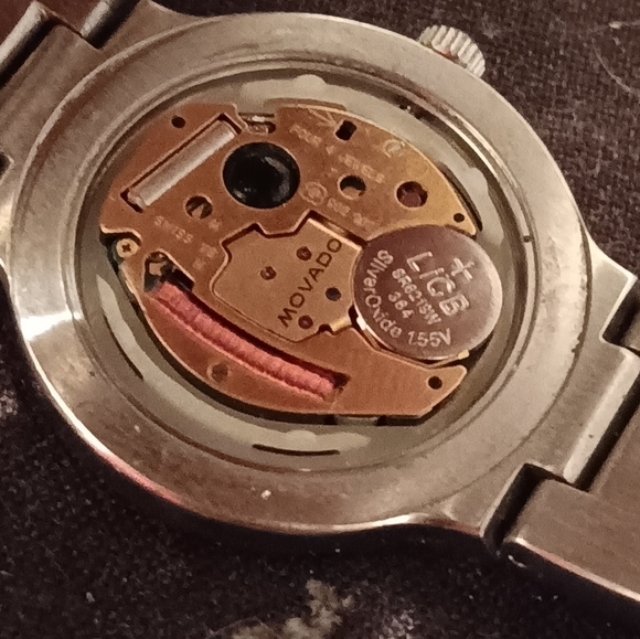 VINTAGE 90S MOVADO MUSEUM LADIES WATCH - Picture 3 of 10